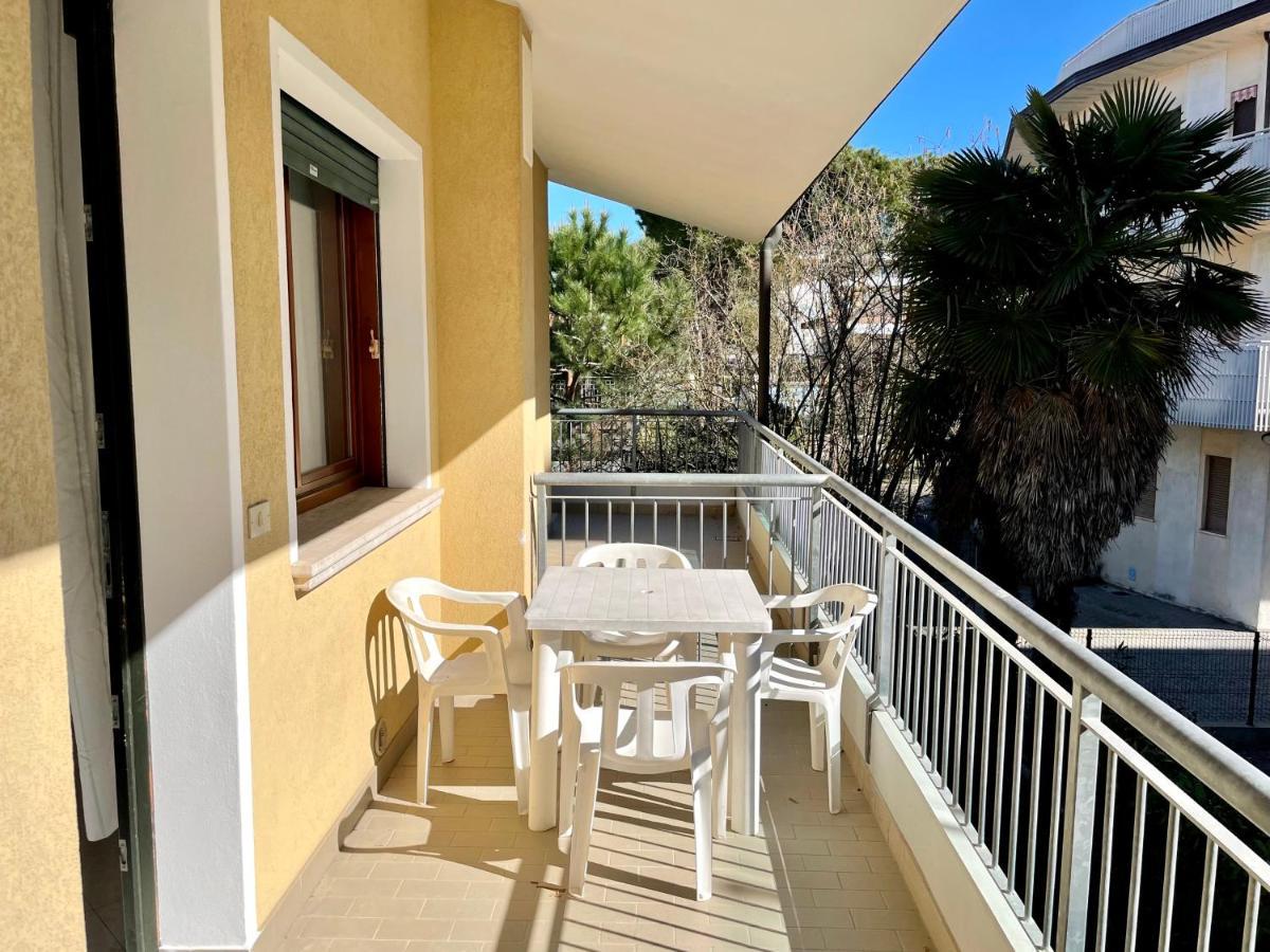 Villa Daniela Carraro Immobiliare - Family Apartments Lido di Jesolo Exteriér fotografie