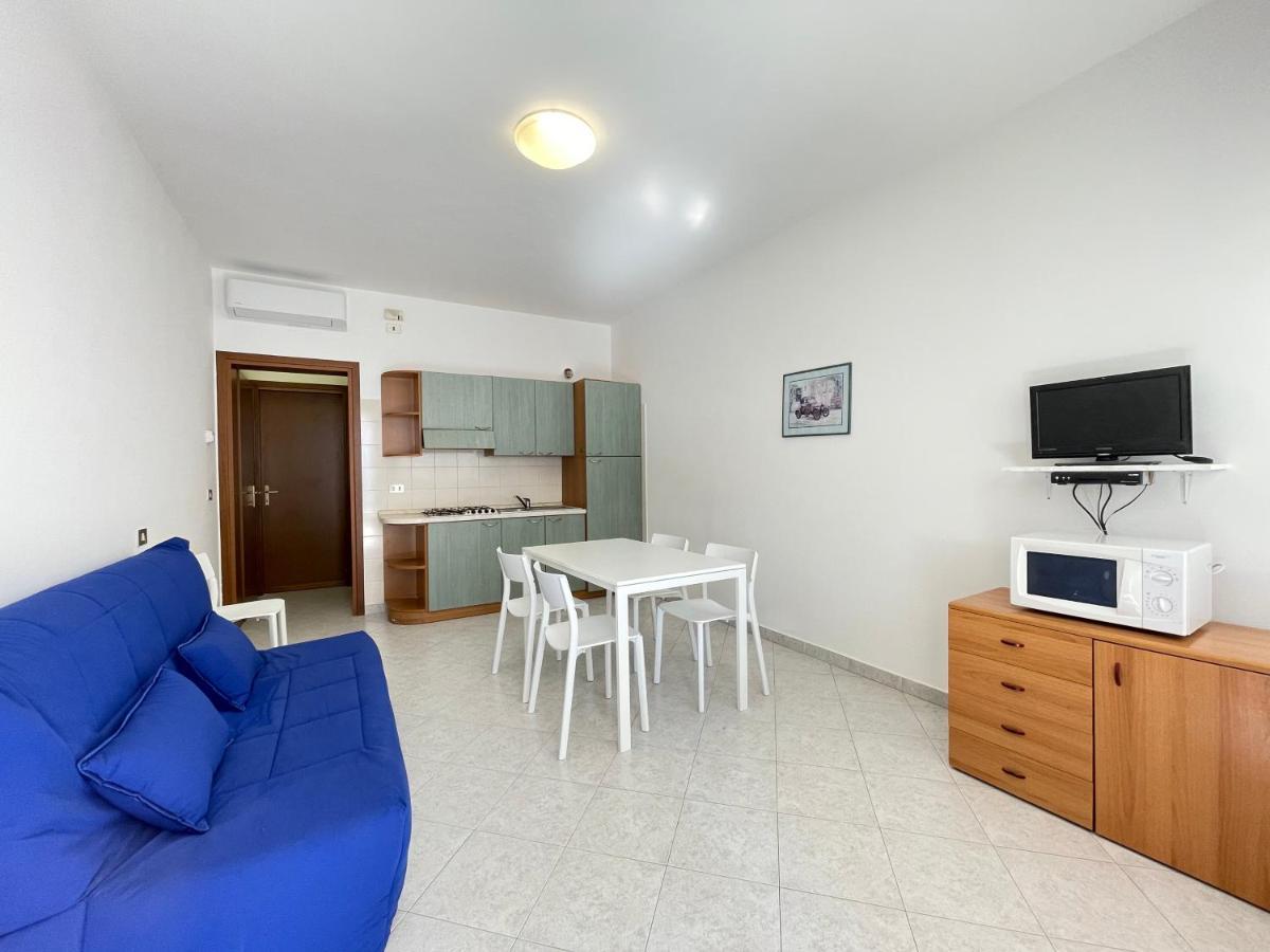 Villa Daniela Carraro Immobiliare - Family Apartments Lido di Jesolo Exteriér fotografie