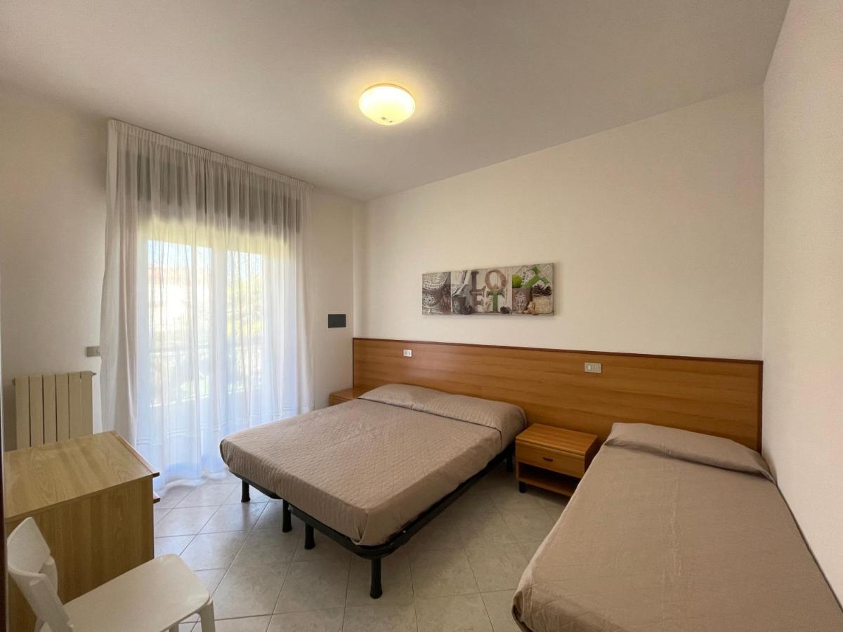 Villa Daniela Carraro Immobiliare - Family Apartments Lido di Jesolo Exteriér fotografie